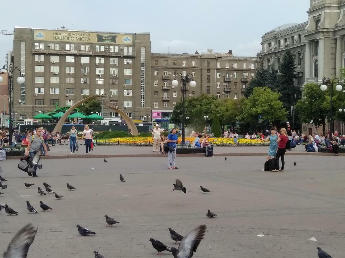 Appartement Квартира Студия На Южном Вокзале à Kharkiv Extérieur photo